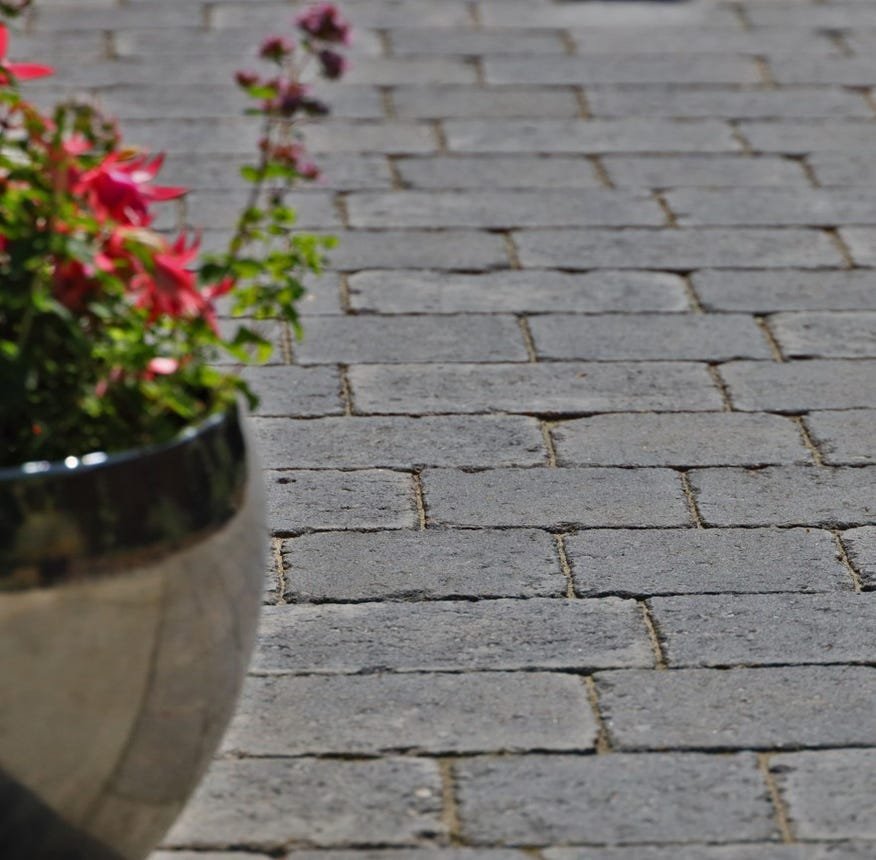 Woburn Rumbled Block Paving 50mm